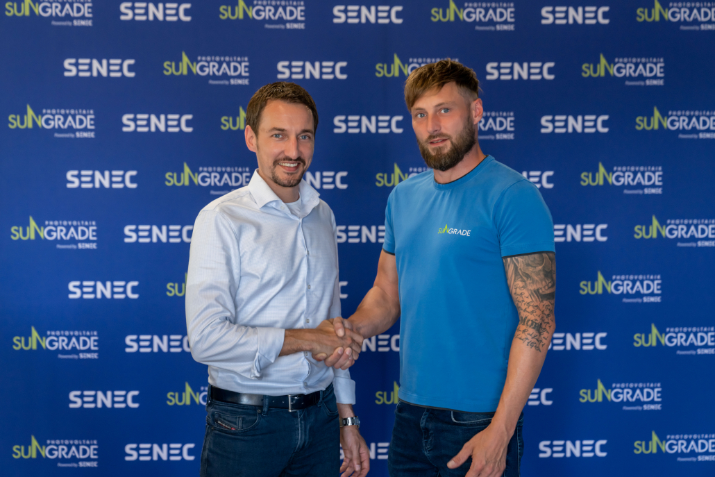 Neuer Hauptsponsor SUNGRADE PHOTOVOLTAIK VfL G nzburg Handball